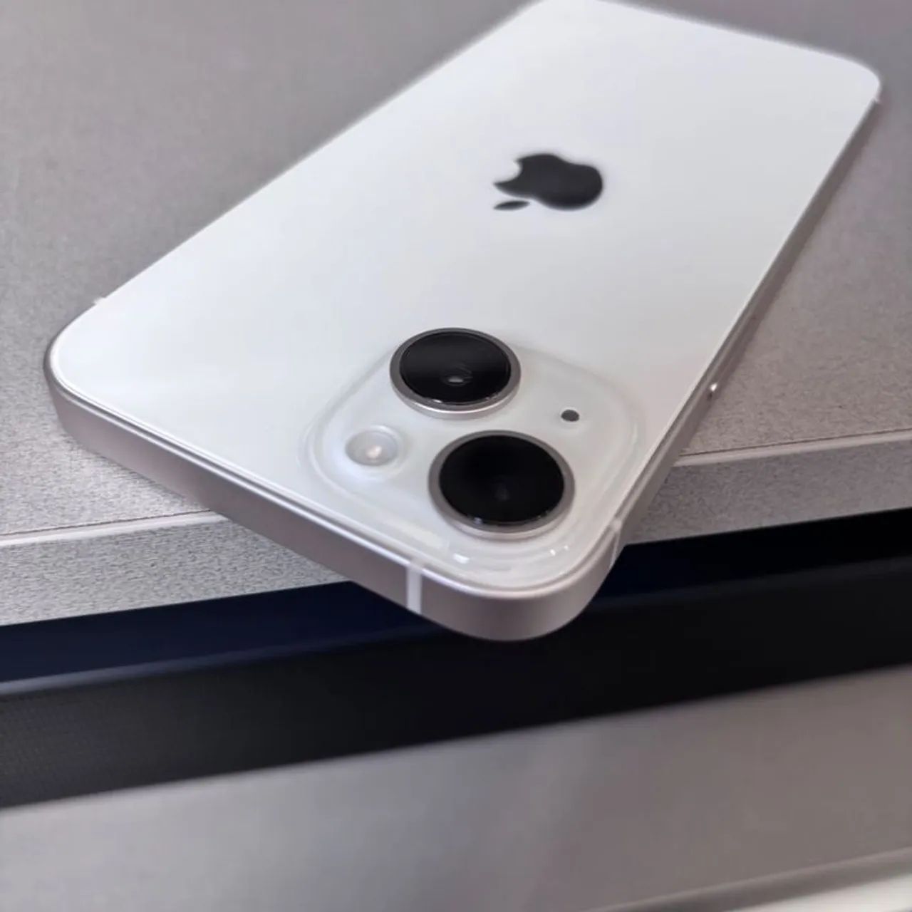 iPhone 14 - Foto 3