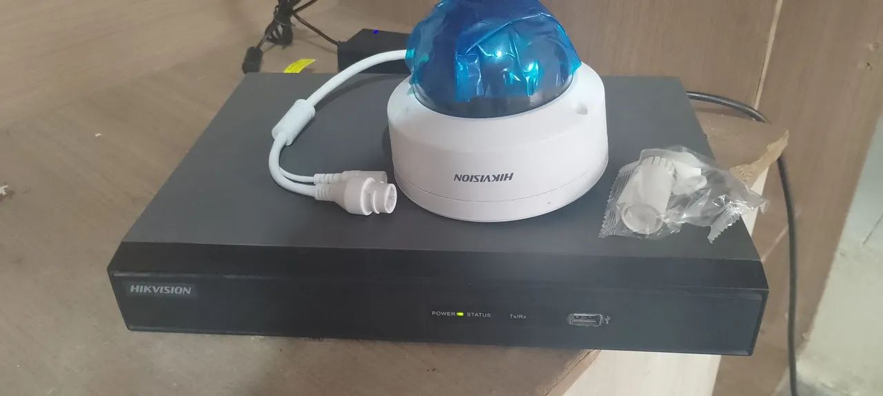 DVR hikvision + câmera dome hikvision c/ áudio 