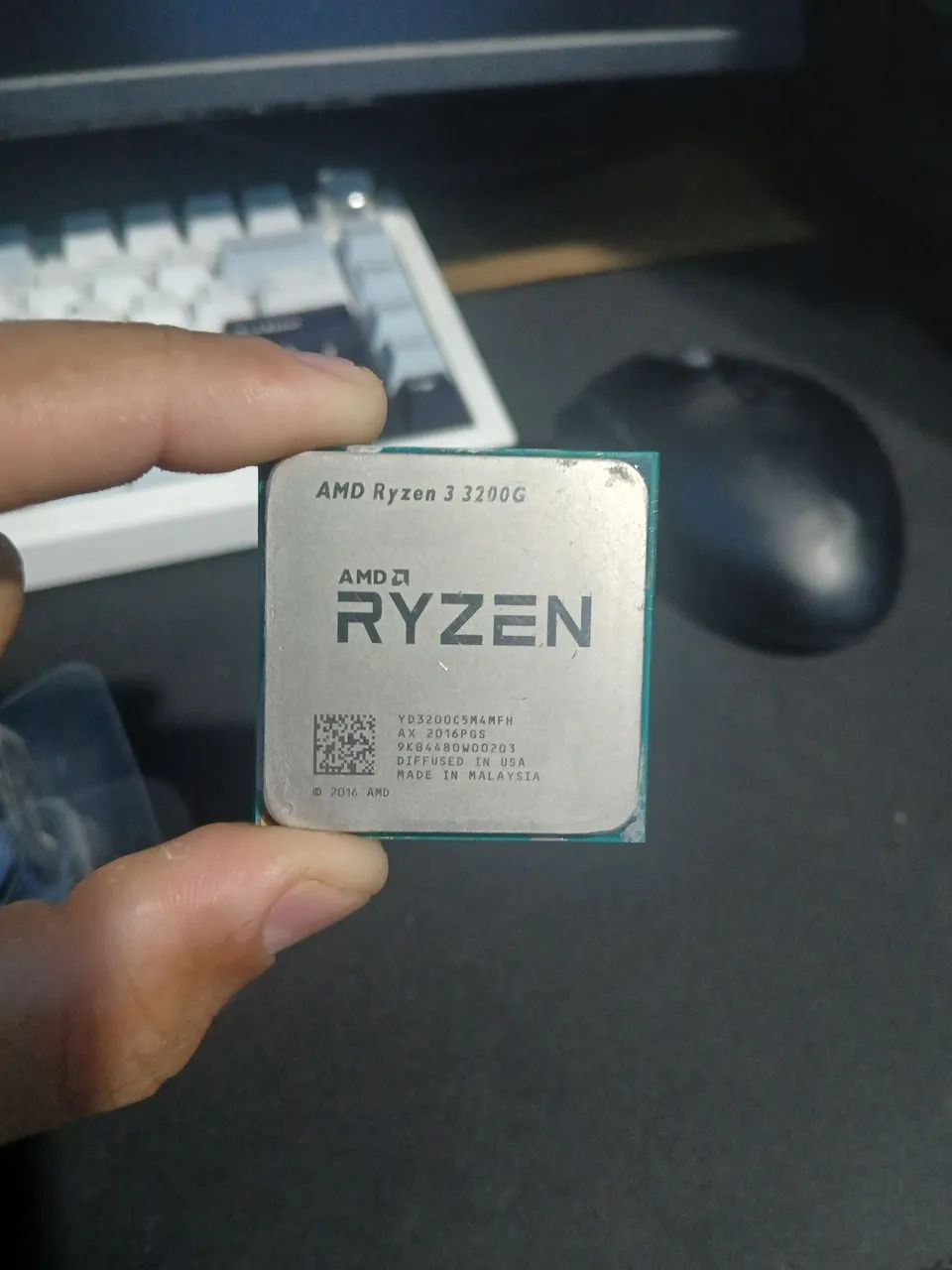 Ryzen 3 3200g + Cooler box  - Foto 2