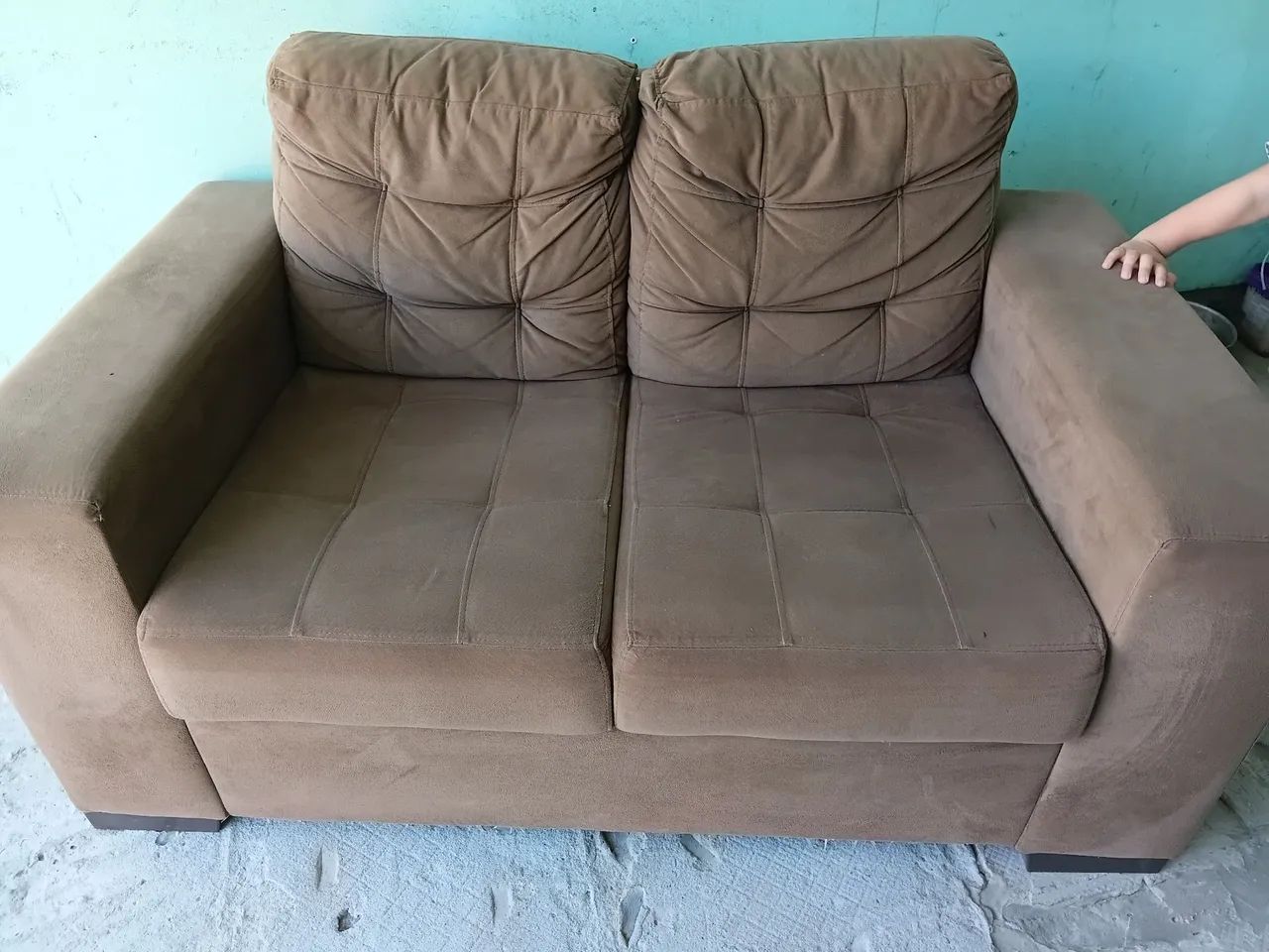 Vendo sofá 2 lugares em bom estado  - Foto 2