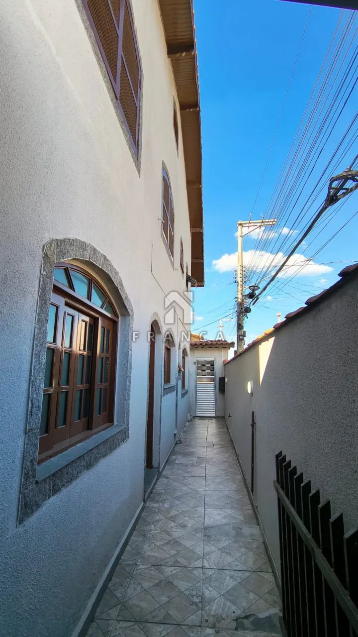 ? Sobrado de Esquina com 3 Quartos (Suíte com Sacada) e Sótão Versátil - Foto 4