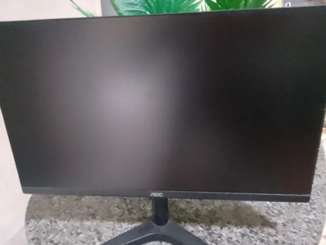 Monitor AOC "23,8" polegadas, 75Hz e Adaptive Sync