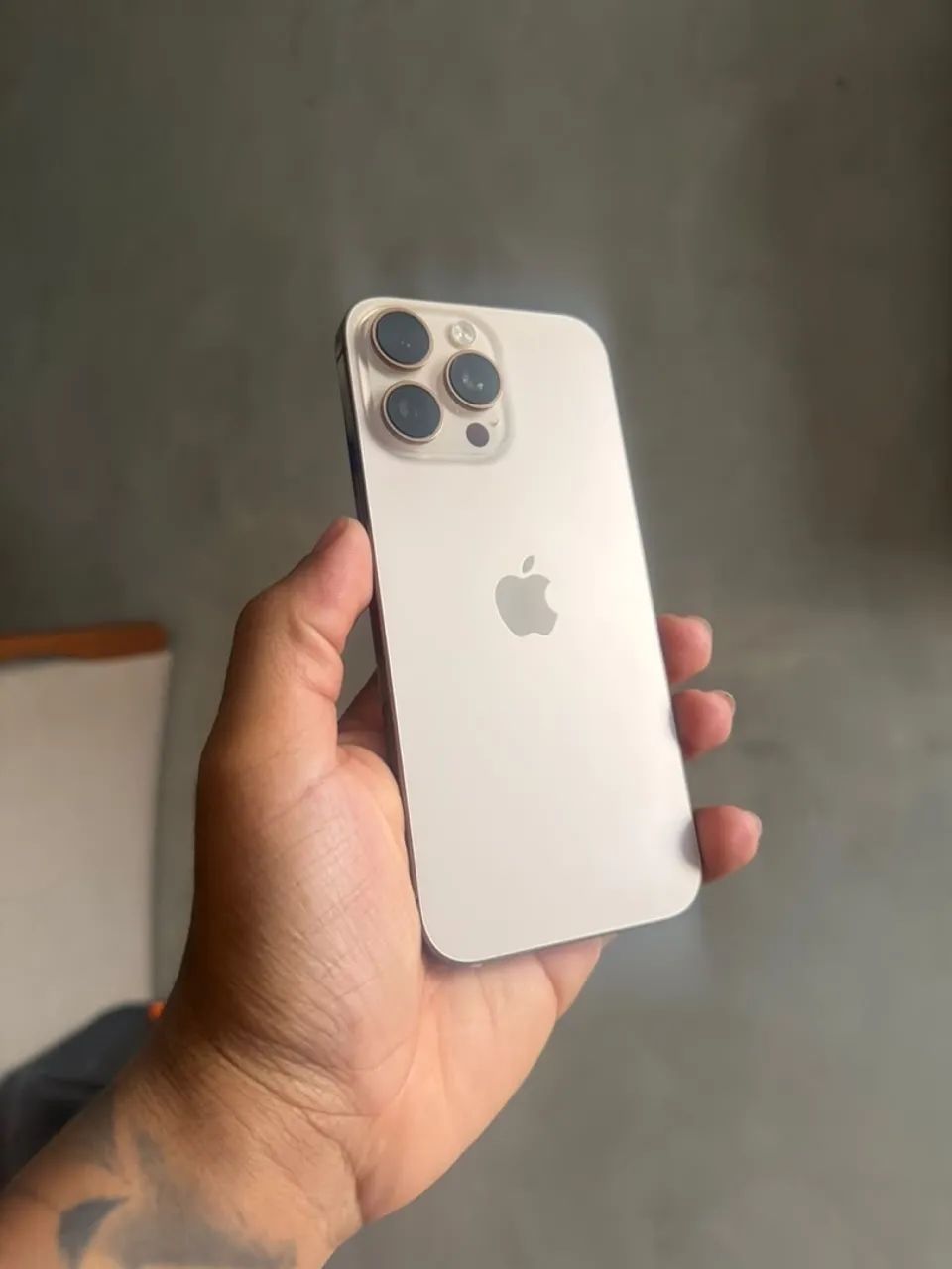iPhone 16 pro Max 