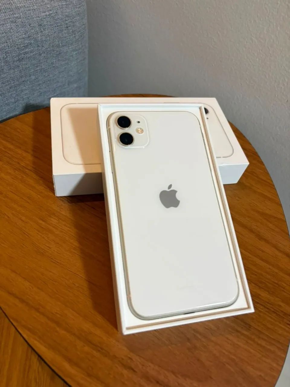Iphone 11 - 64GB (Excelente estado) - Foto 2