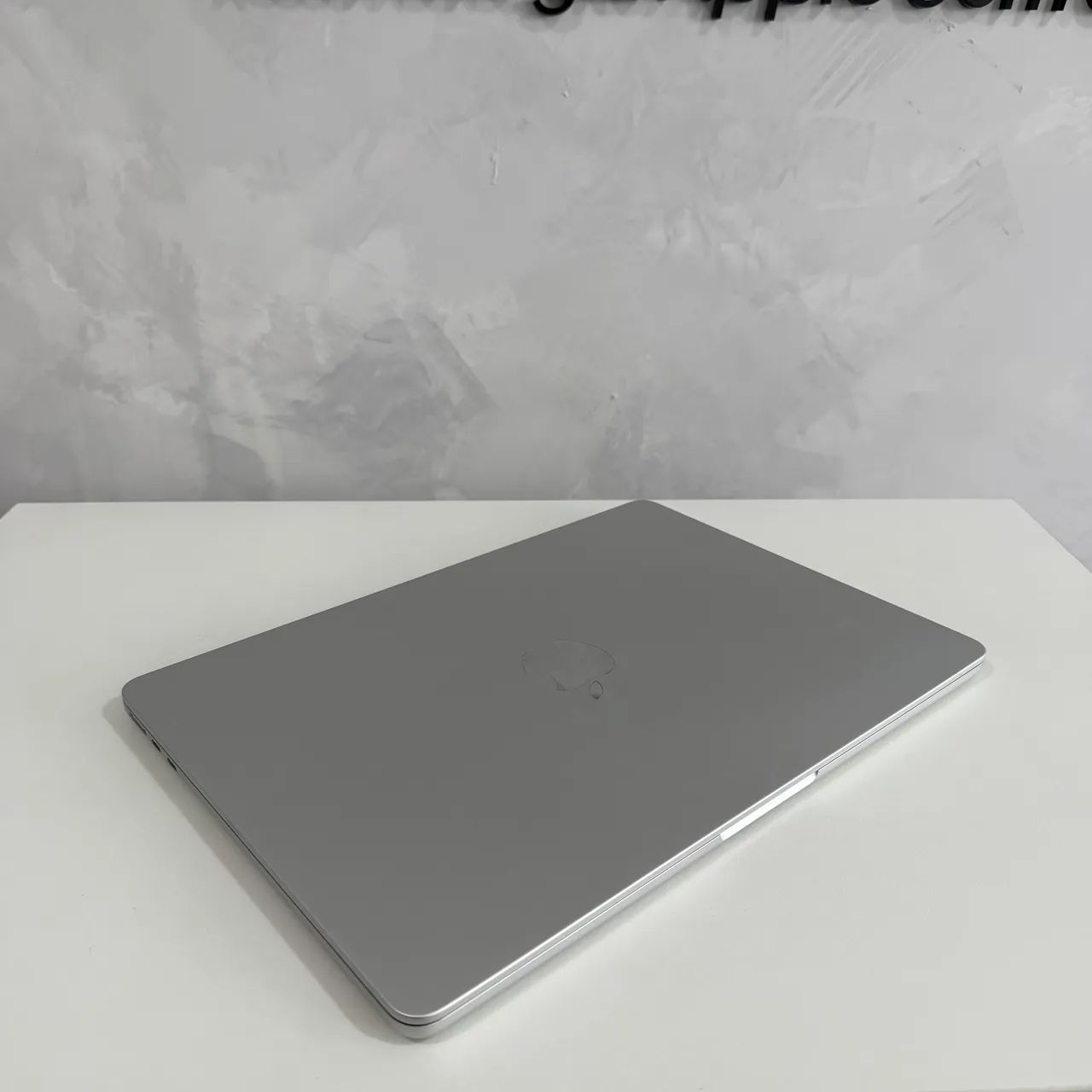 MACBOOK AIR M2, 8 GB RAM, 512 SDD, TOUCH ID, 13 POLEGADAS