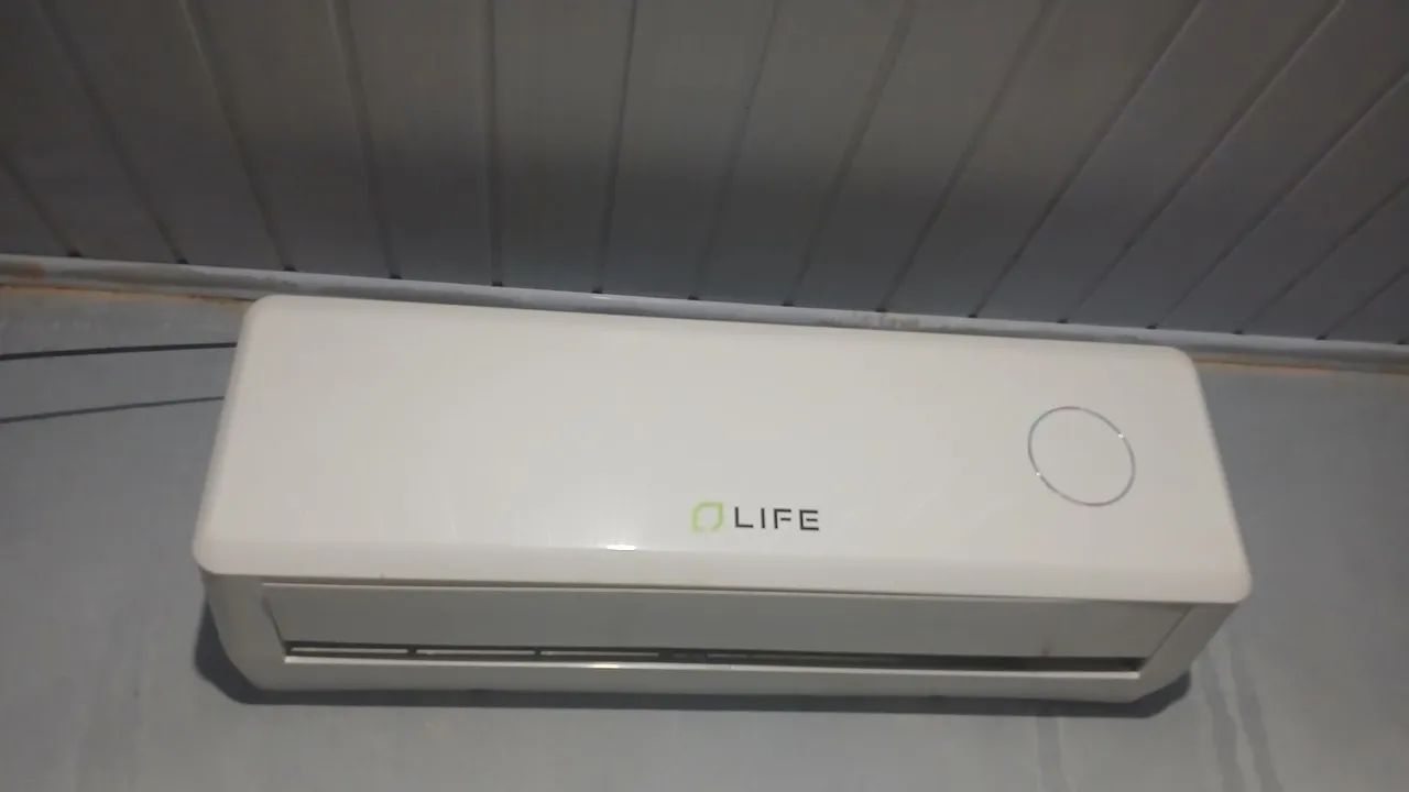 Central De Ar Split Inverter Marca Life 12.000 BTus