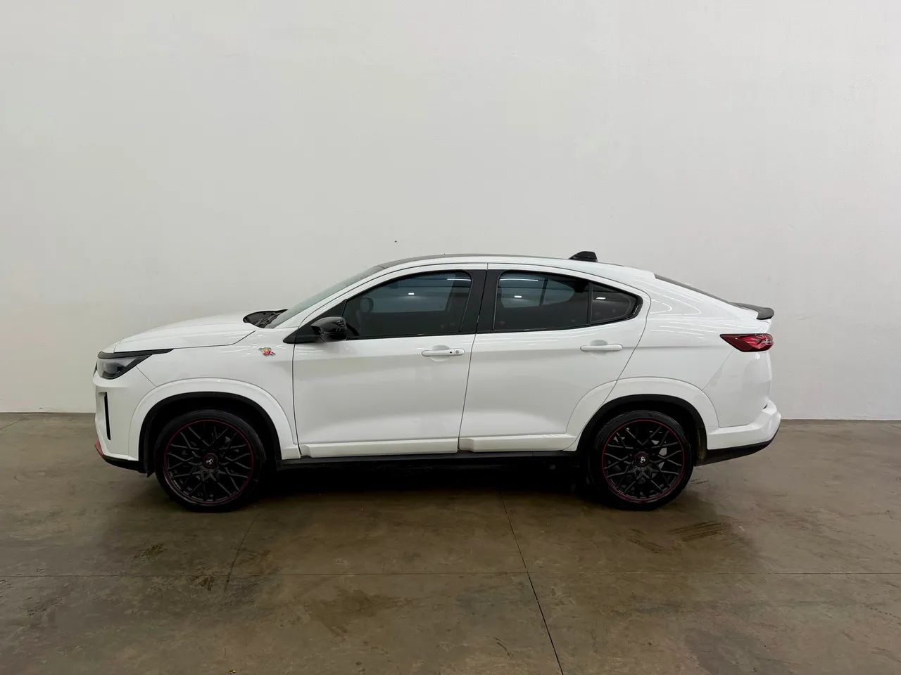 Fiat Fastback Abarth Turbo Flex 1.3 Aut. 2025 - Foto 3