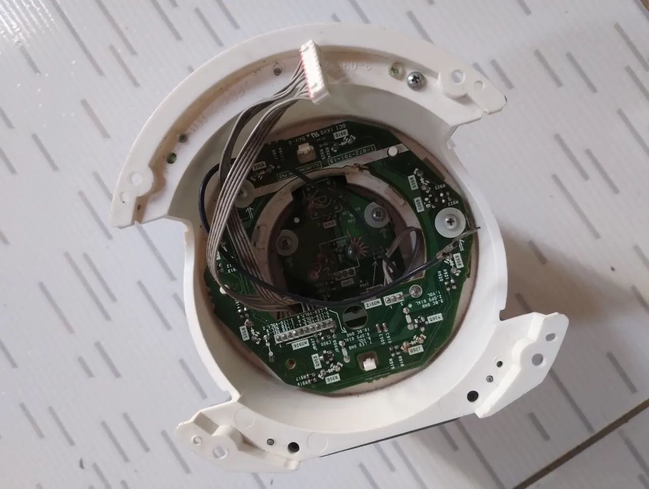 Vende-se esse módulo de controle e iluminação do Sony zux9  - Foto 2