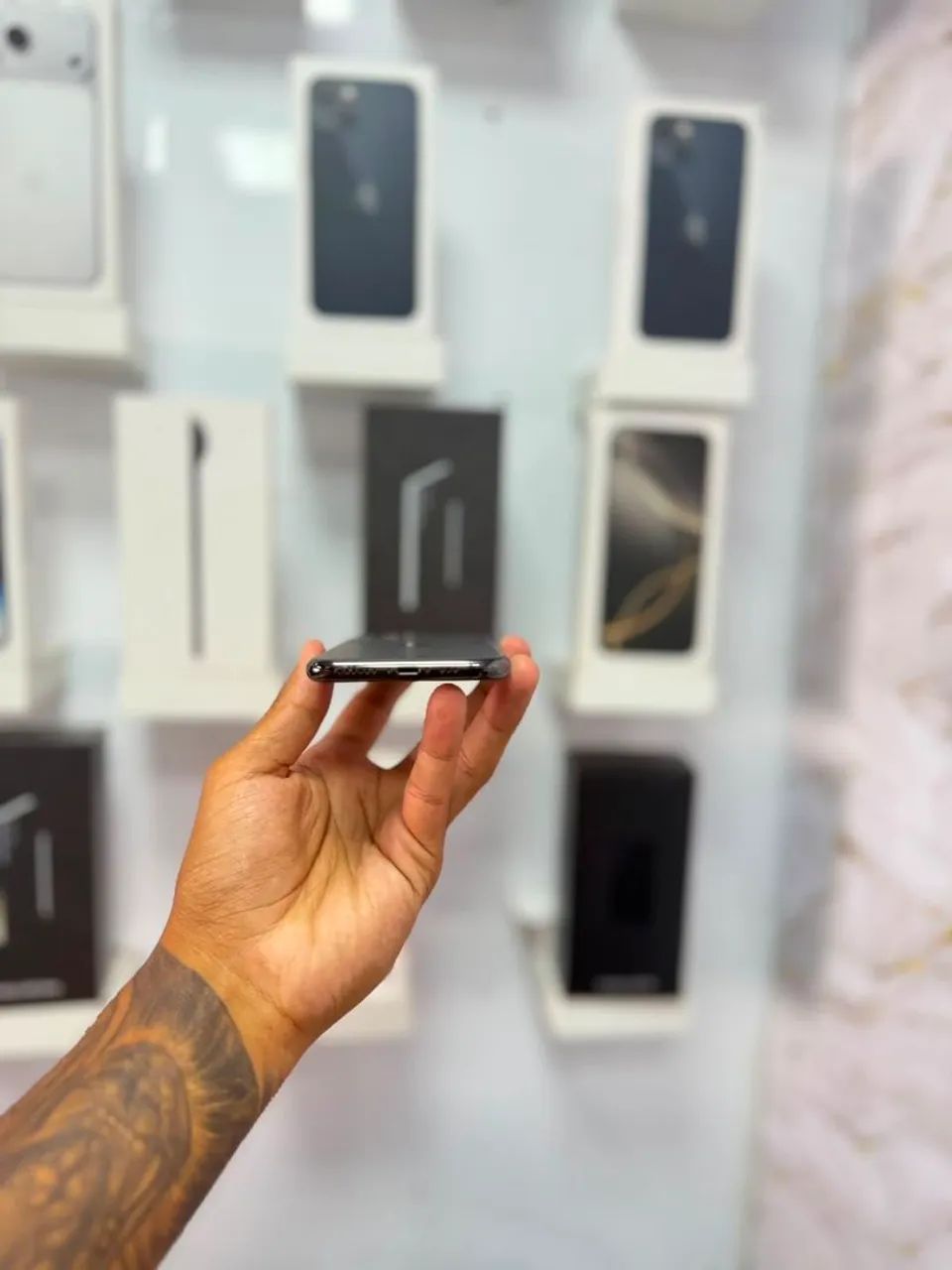 IPHONE 11 PRO 64GB<br>R$ 1.299 - Foto 4