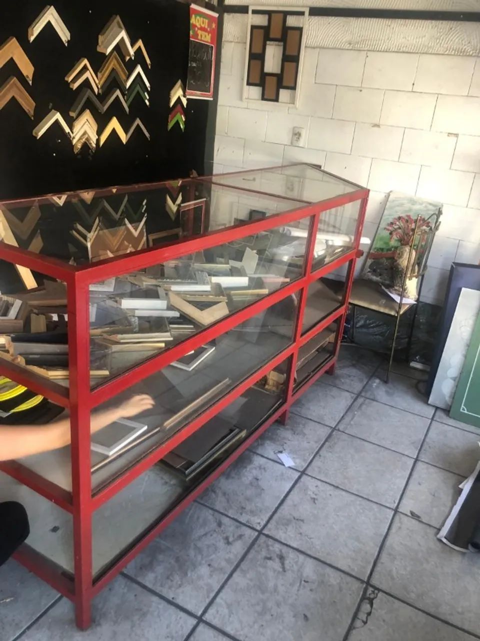Bancada de ferro com vidro 270 x 70 cm