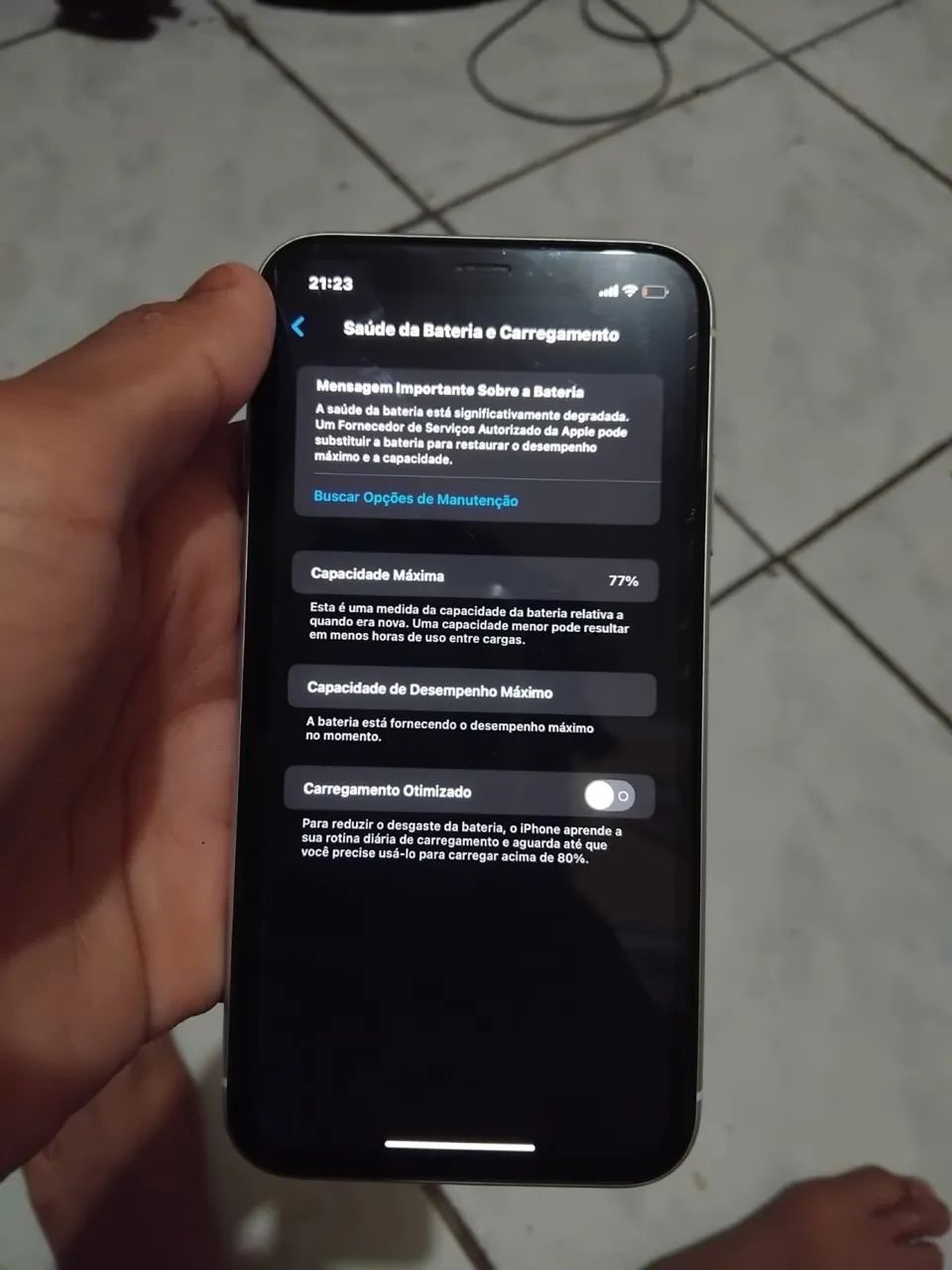IPHONE XR COM UMA LISTRA PRETA 64GB - Foto 2