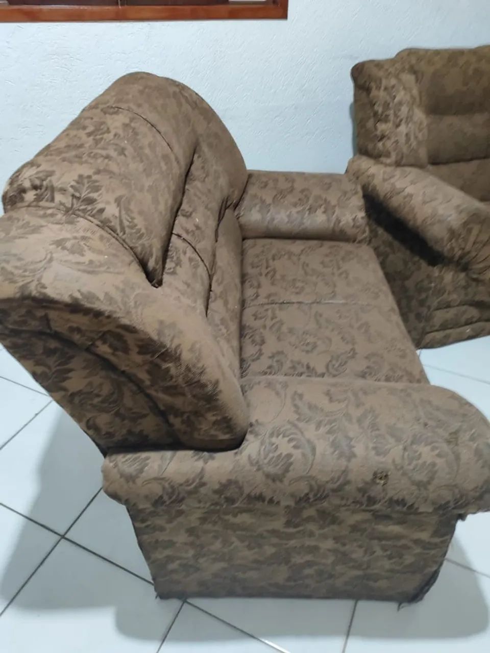 Conjunto de Sofá, um de 3 lugares e outro de 2 lugares - Foto 2