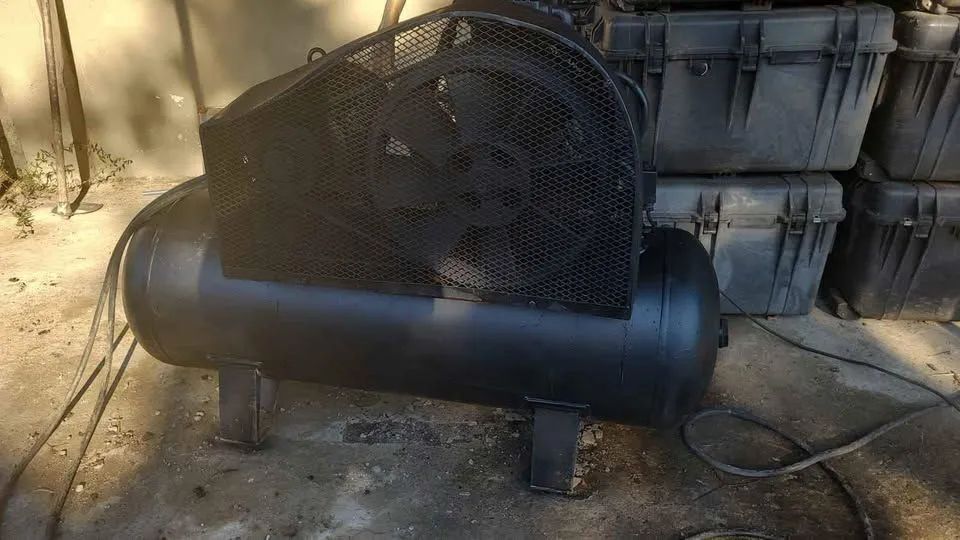 COMPRESSOR DE AR SCHULZ BRAVO CSL 40 BR - 2 CILINDROS