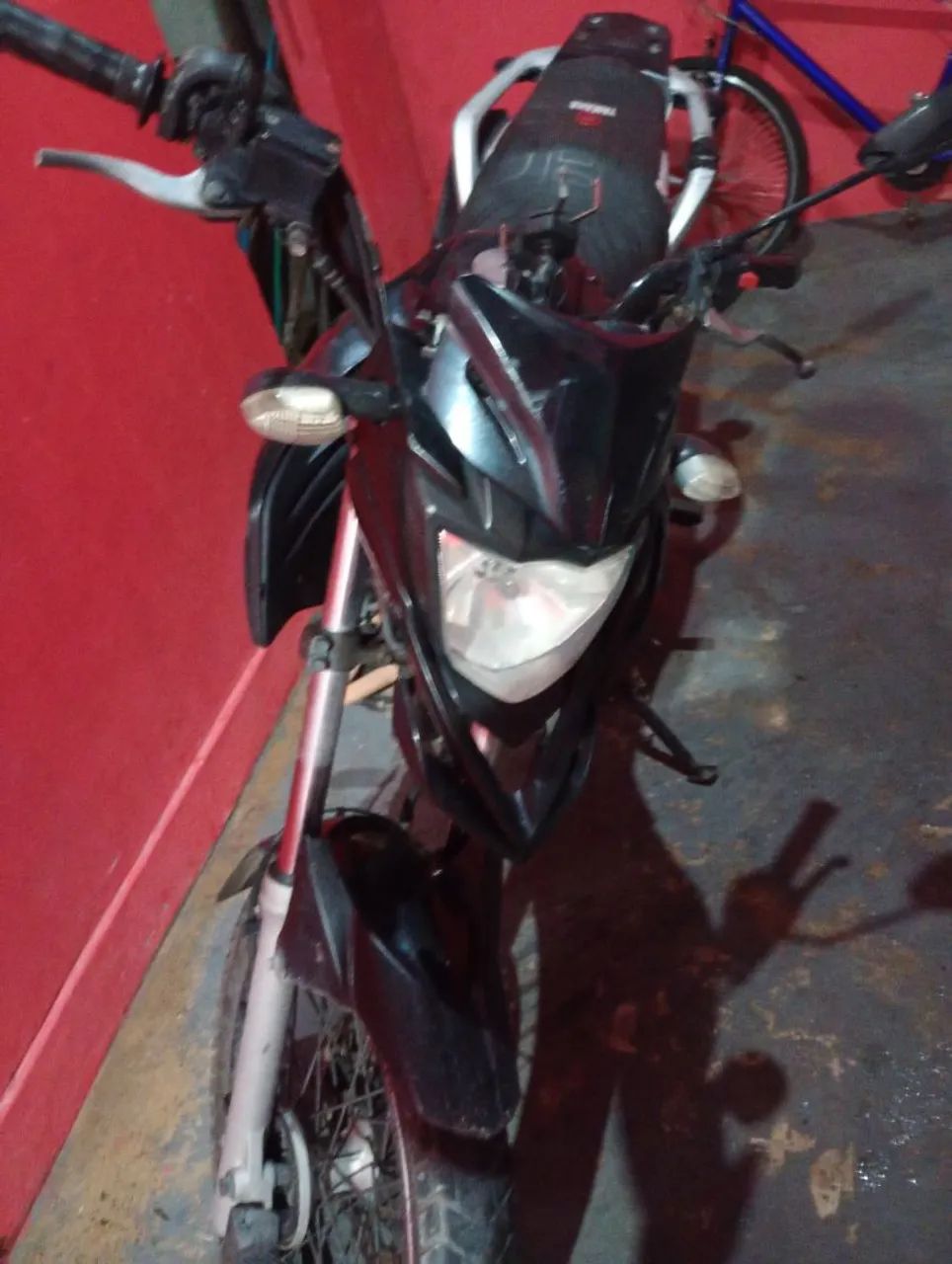 Moto em perfeito estado 