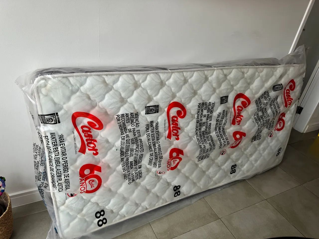 Colchão Solteiro Castor D28 - sem uso - Foto 2