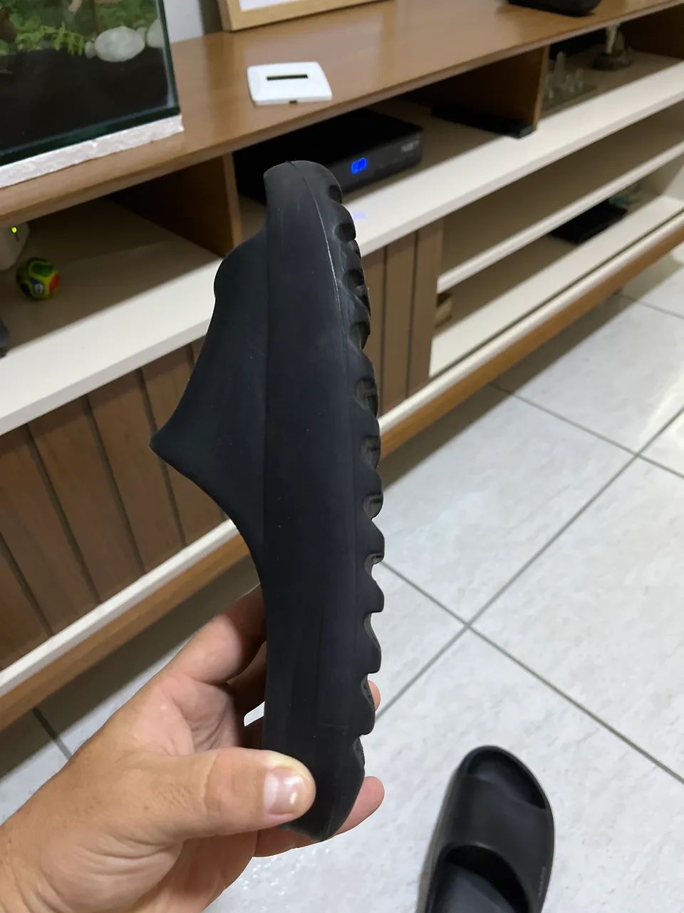 Vendo Sandália da Aramis - Foto 2
