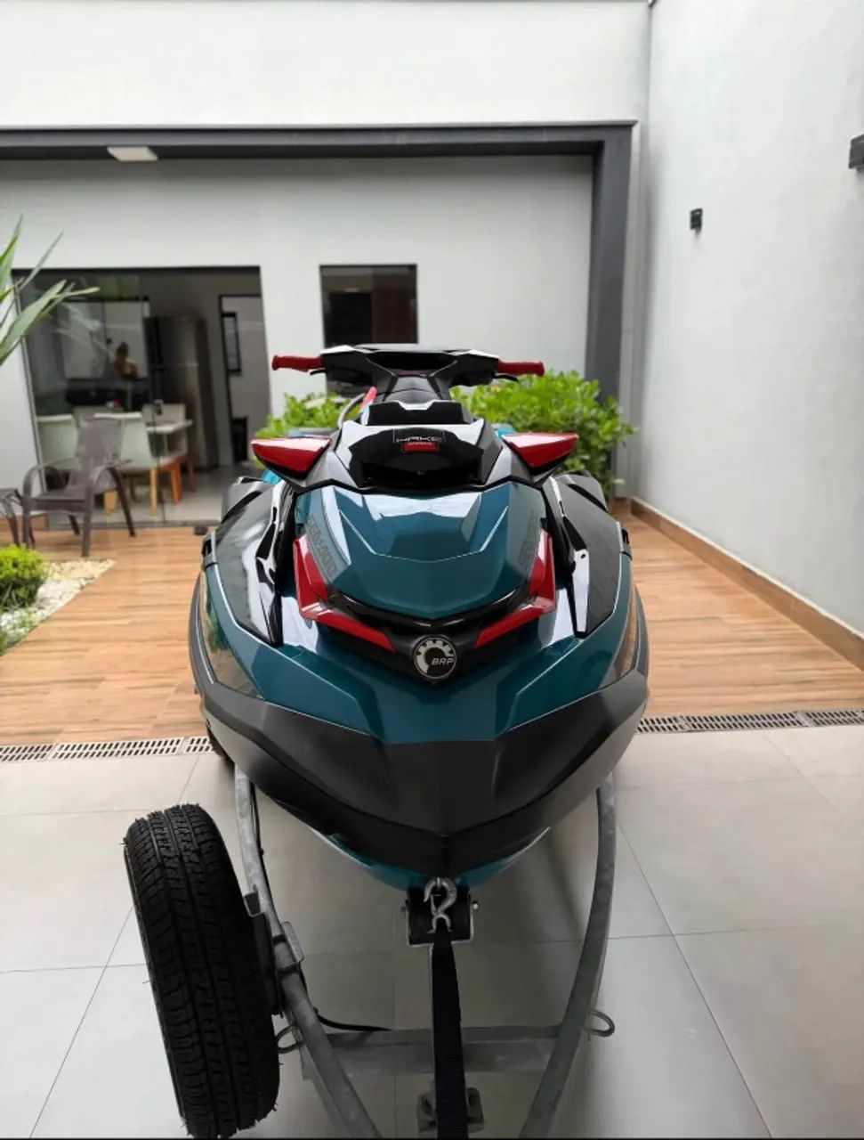 Jet Ski Seadoo wake pro 230