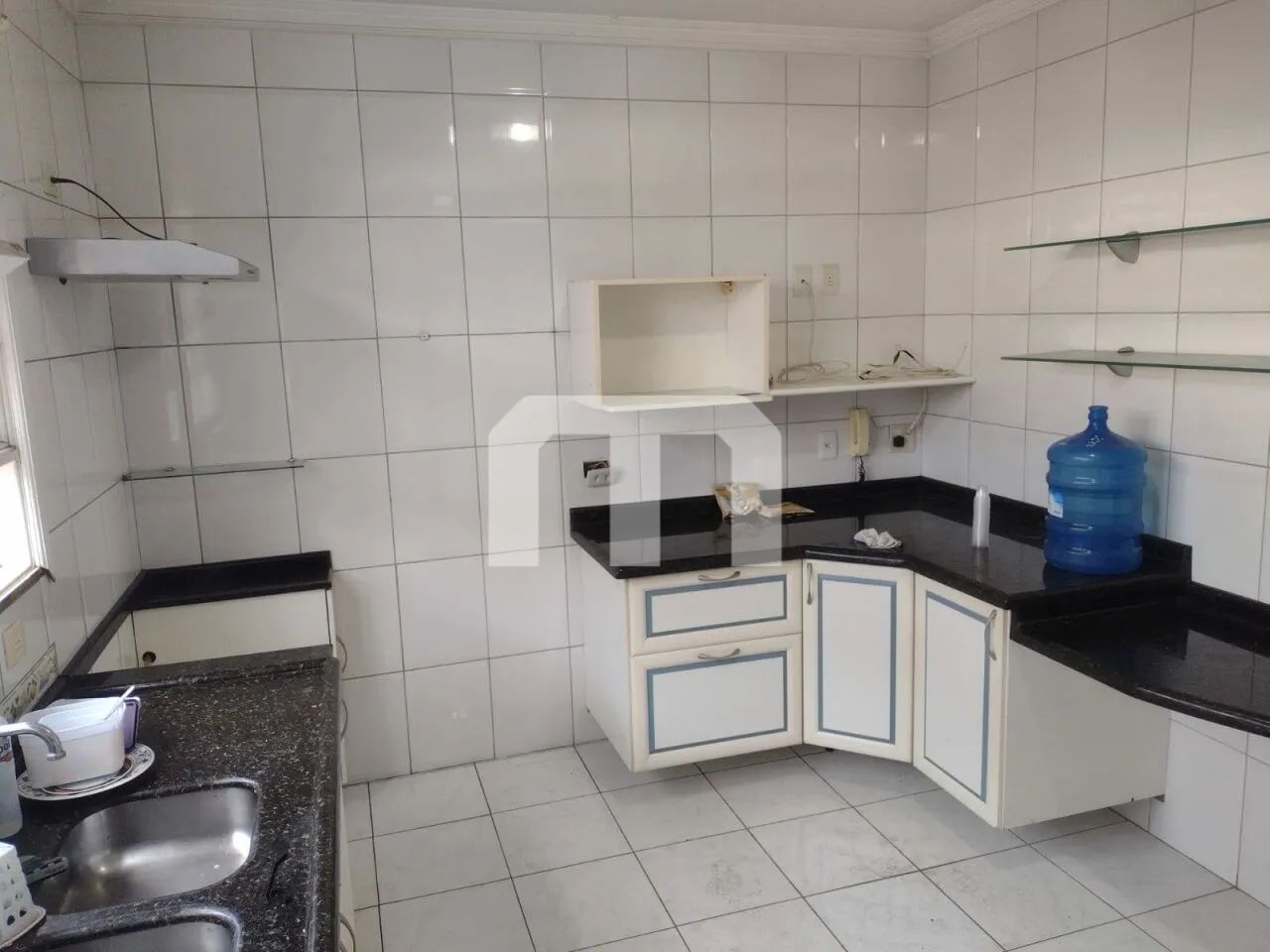 SOBRADO PARA LOCAÇÃO EM GUAIANAZES - Foto 2