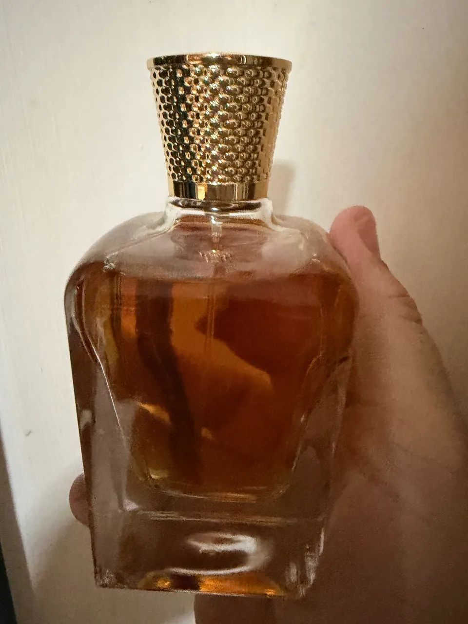 Perfume especial oud
