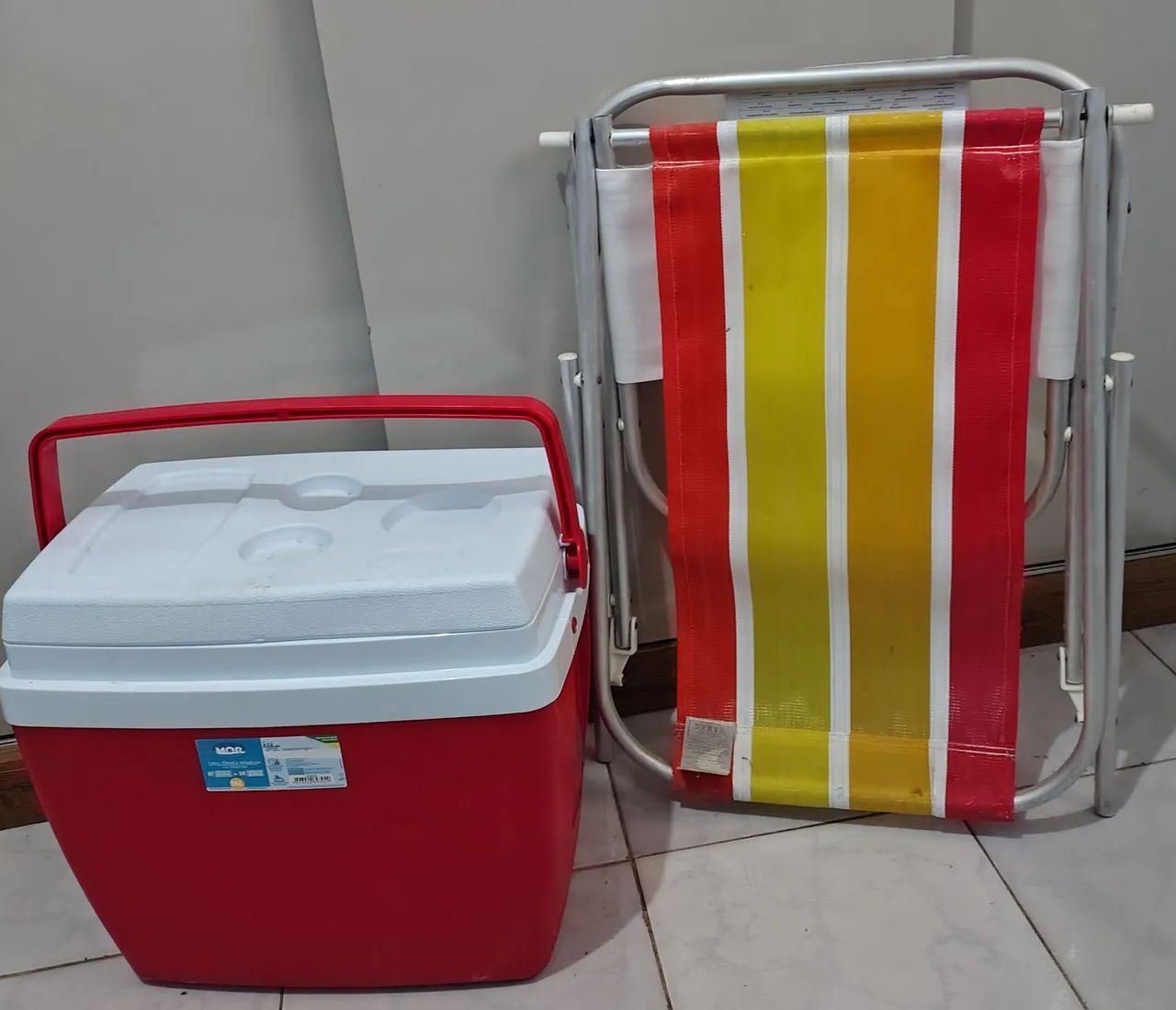 Cooler e cadeira de praia  - Foto 4