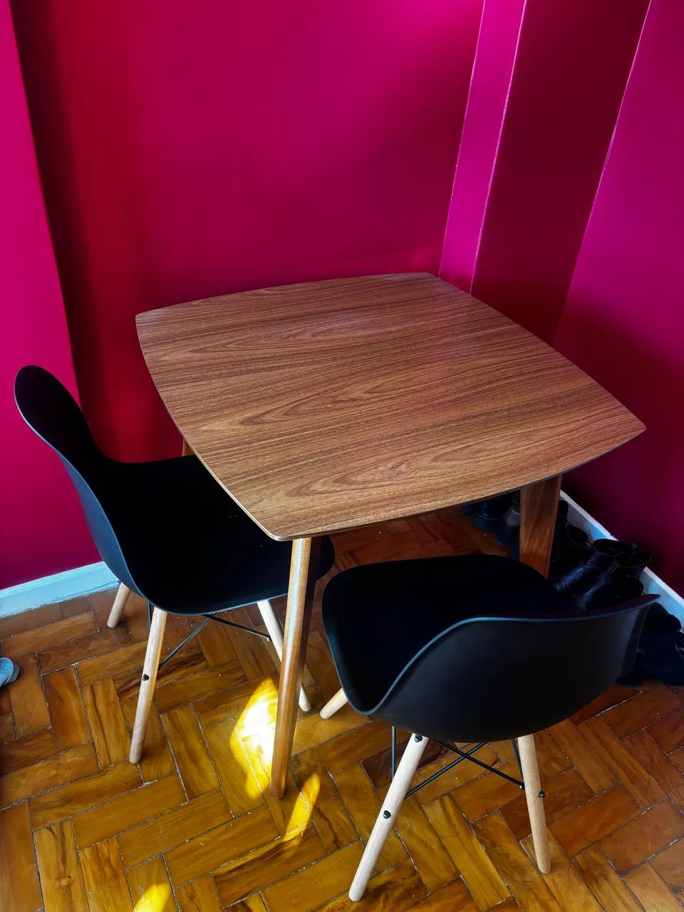 Conjunto Mesa e Cadeiras
