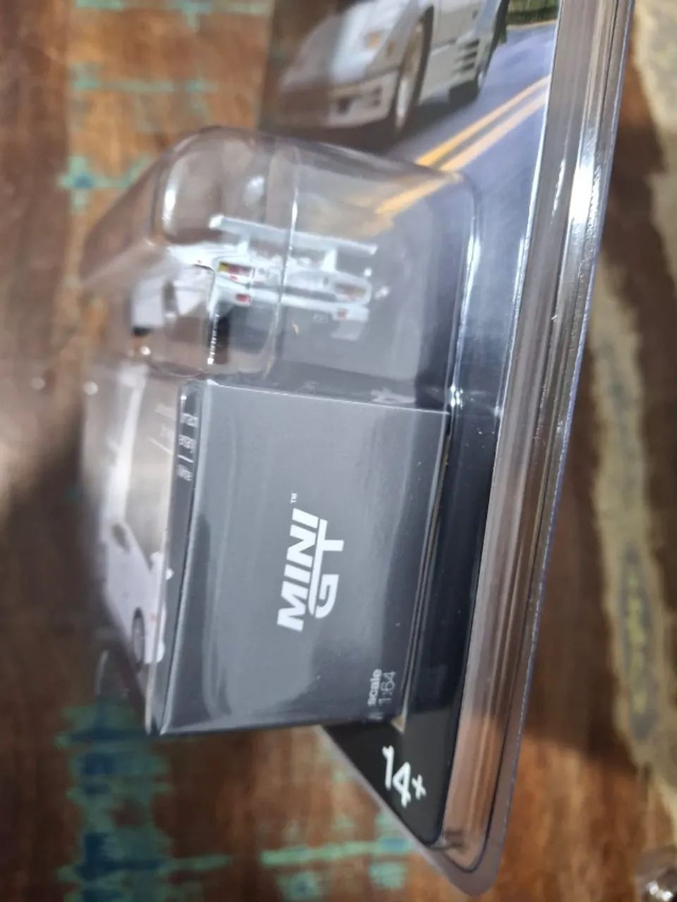 Mini Gt Lamborghini Countach 25th Anniversary White Blister Packaging - Foto 4