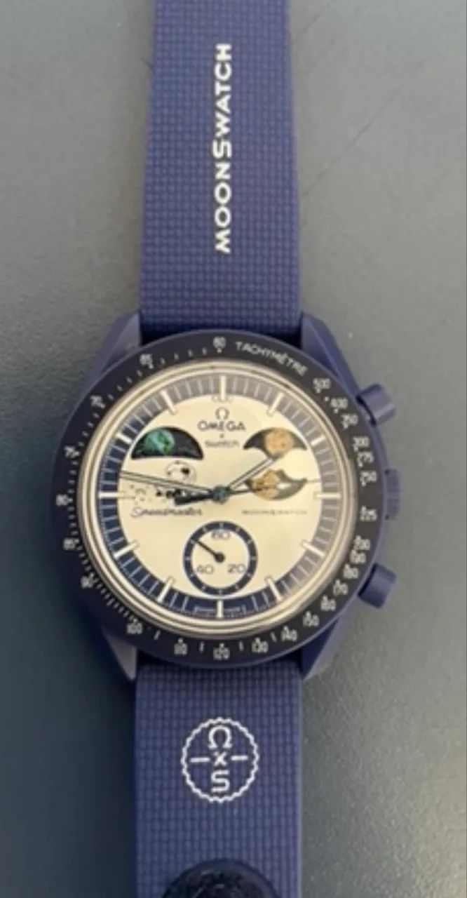 Omega x Swatch MoonSwatch - Mission to Earthphase (Snoopy Edition) - Completo na Caixa