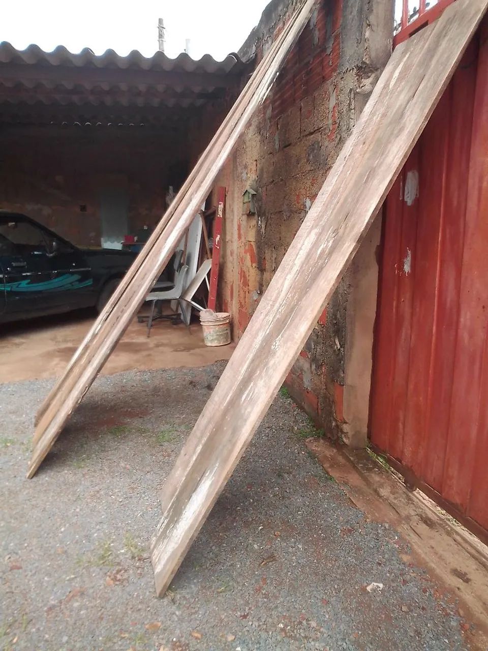 Vendo 5 tábuas e 2 telhas  - Foto 3