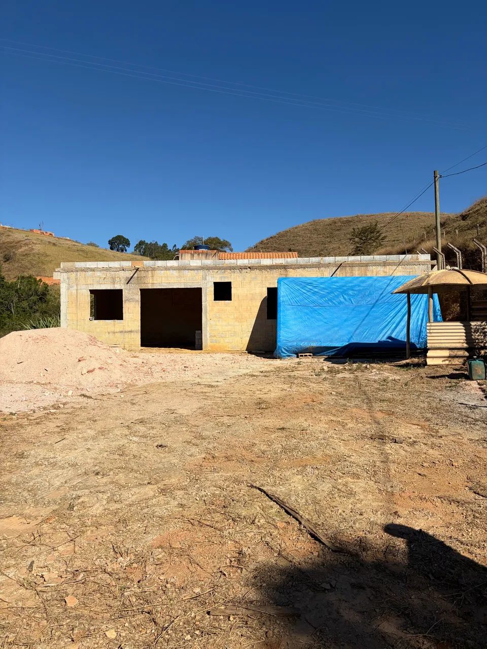 Granja 700m² à Venda em Chácara-MG - Foto 4