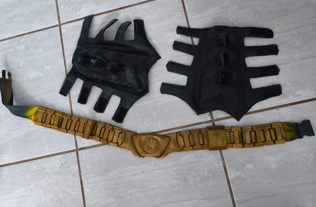 Cinto e manopla Batman - cosplay