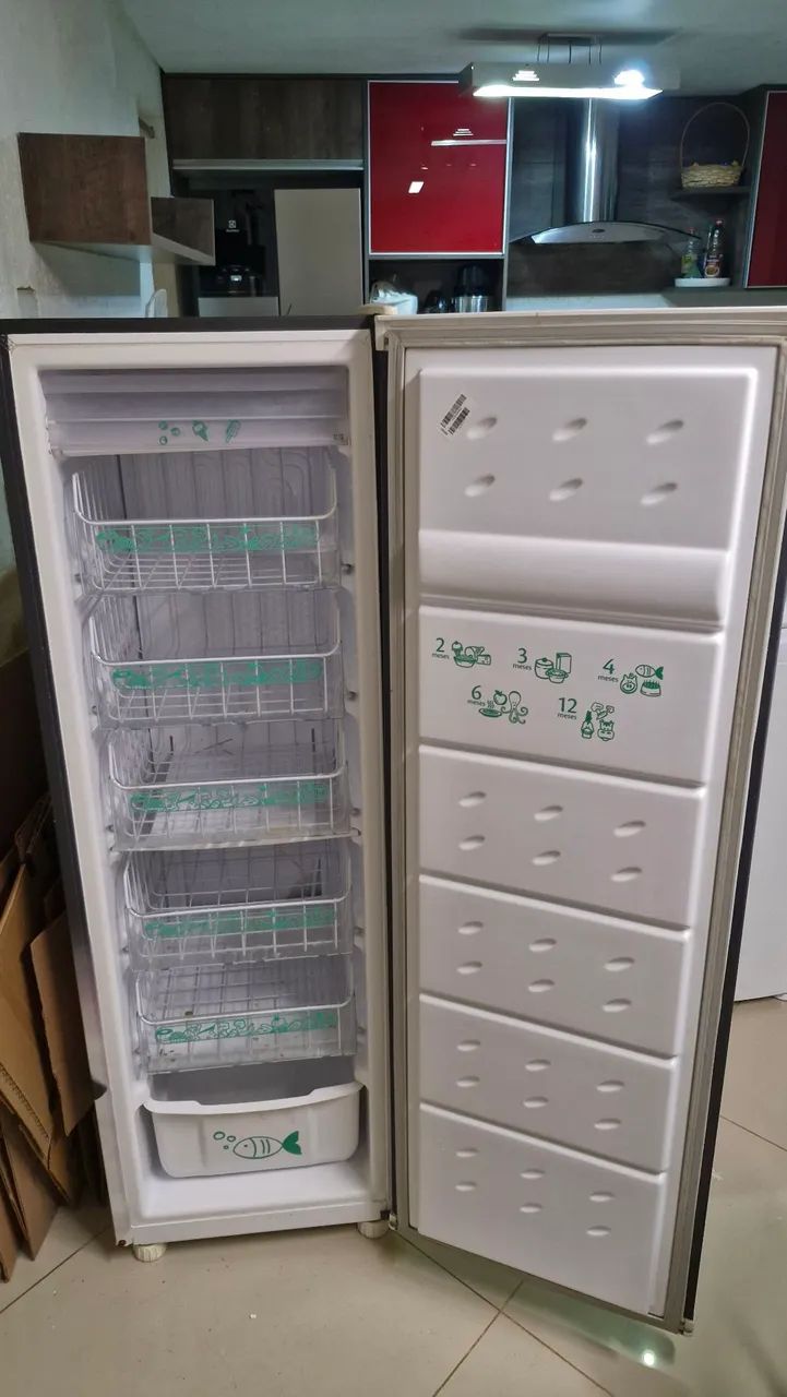 Freezer vertical Consul 110V - Foto 2