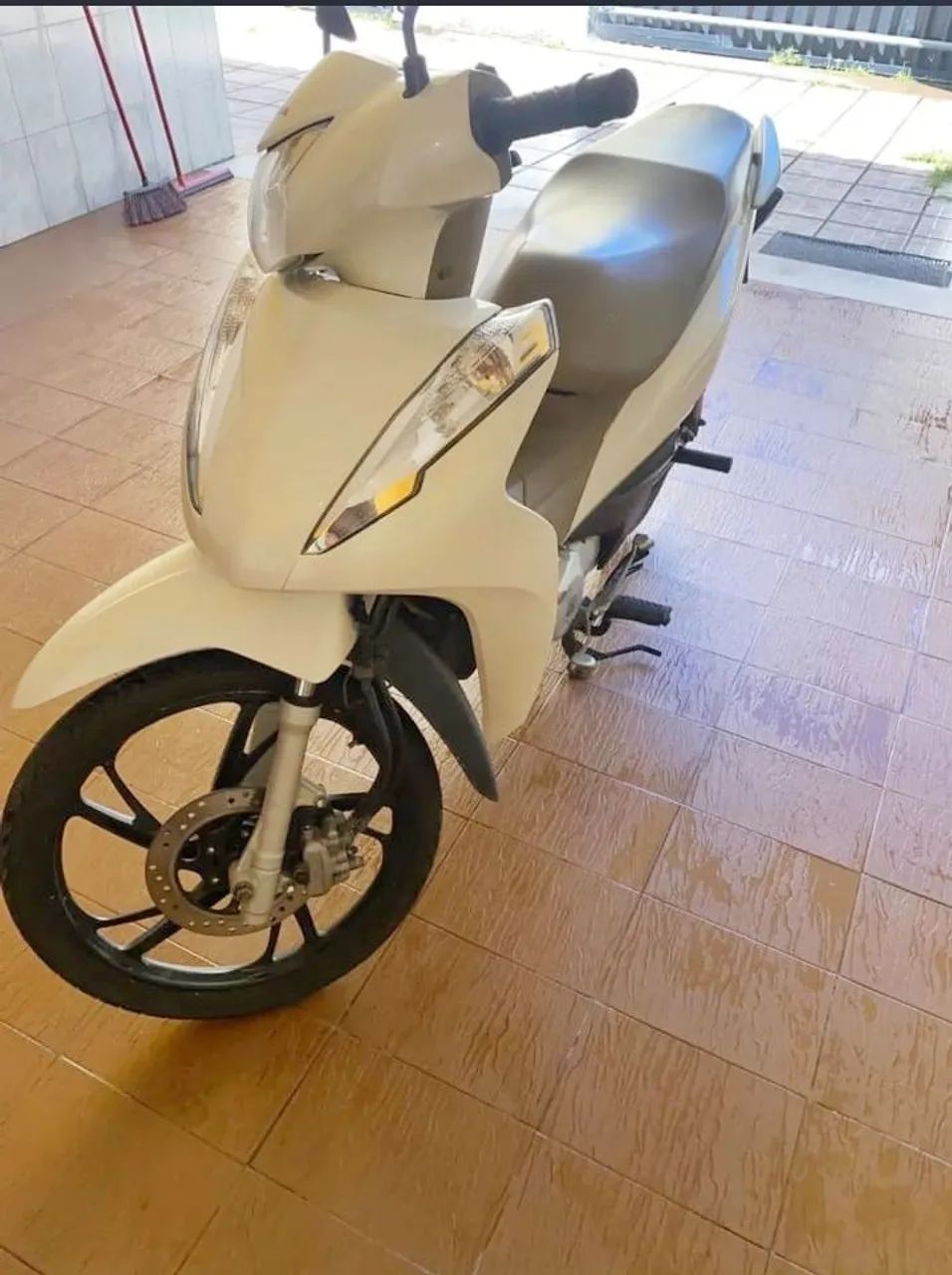 Biz 125
