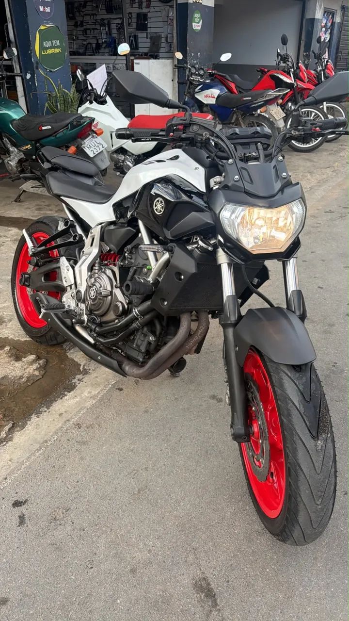 Mt 07 - Foto 2
