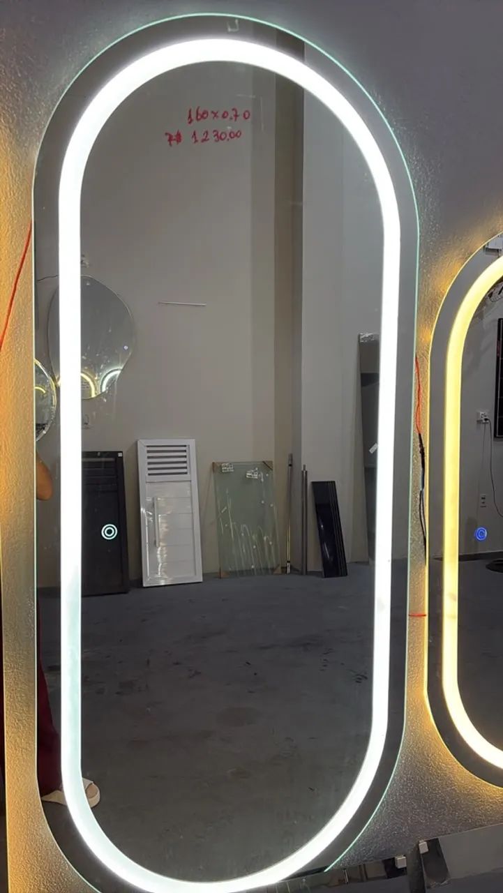 ESPELHOS ORGÂNICOS E JATEADOS COM LED  - Foto 5