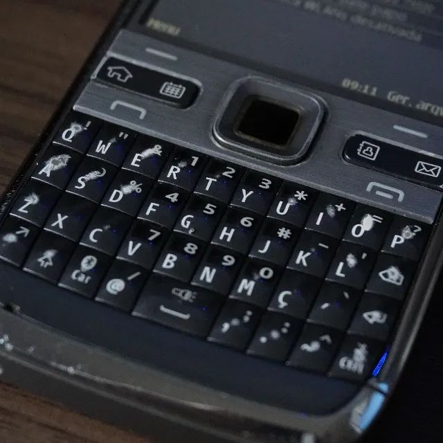 Nokia E72 - Foto 3