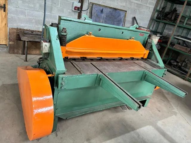 Guilhotina Mecânica Newton