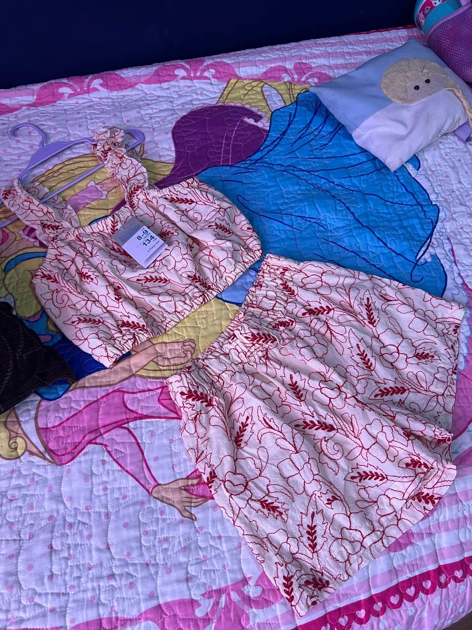 Roupa importada nova