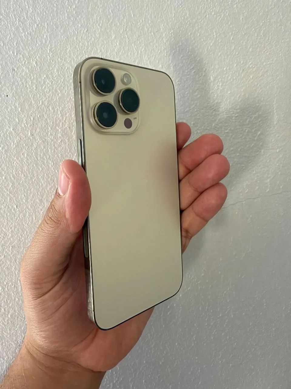 IPhone 14 pro max - Foto 3