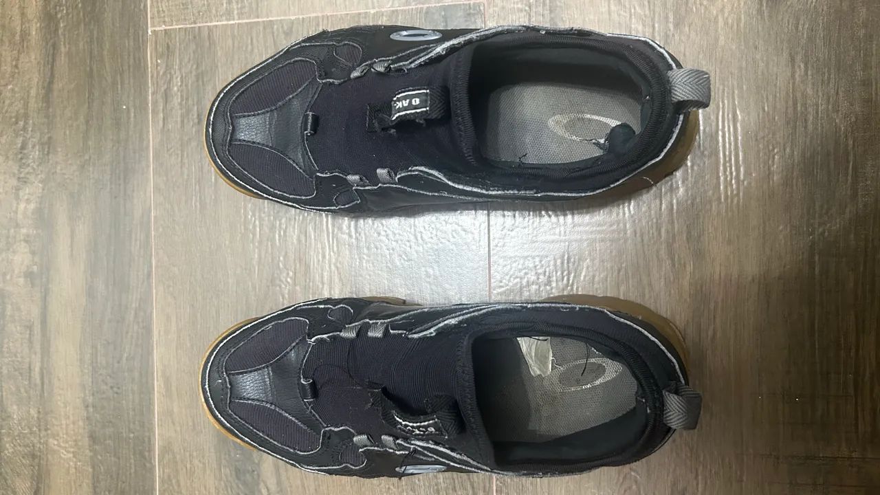 Tênis Oakley Original 43 couro e tecido usado - Foto 3