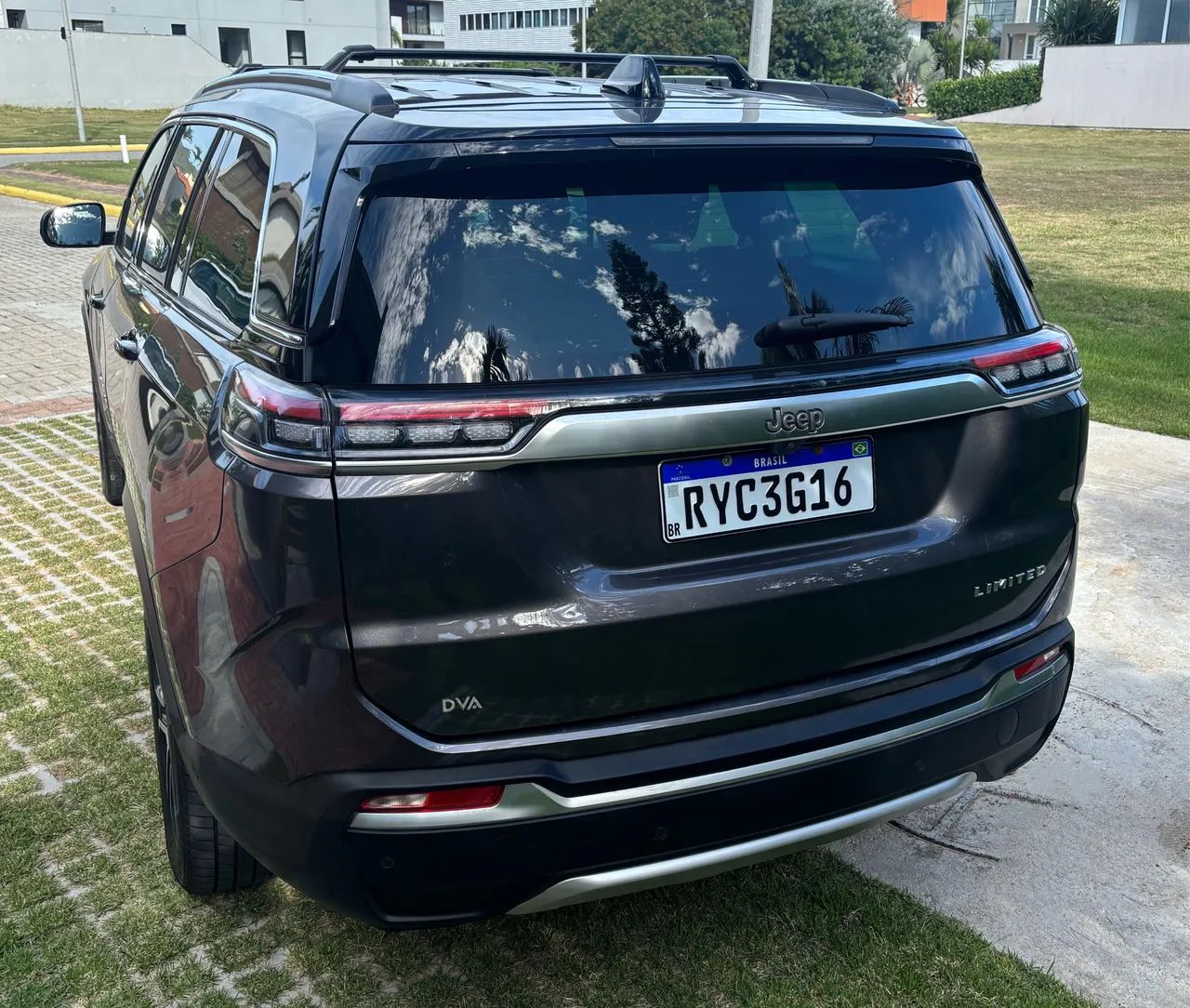 Jeep Commander Limited T270 1.3 TB Flex AUT 2022 - Foto 4