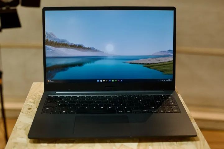 Samsung GalaxyBook 2 - 16GB + 256 SSD - Foto 5