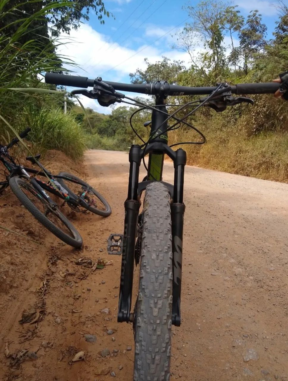 Vendo bike oggi 7.3 preta e verde  - Foto 5