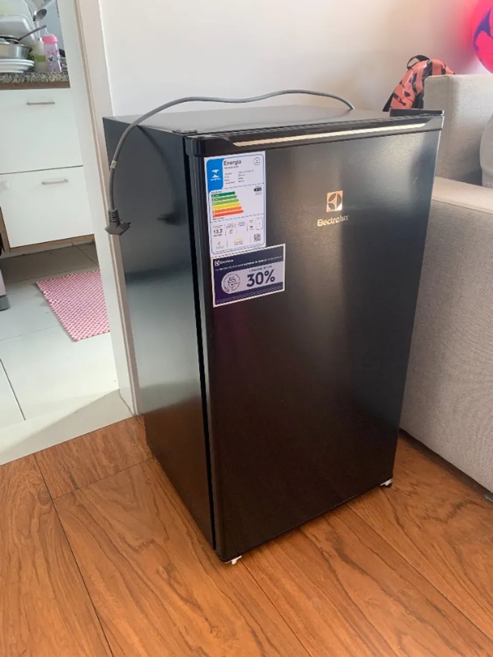 FRIGOBAR ELECTROLUX 90 LITROS 127V