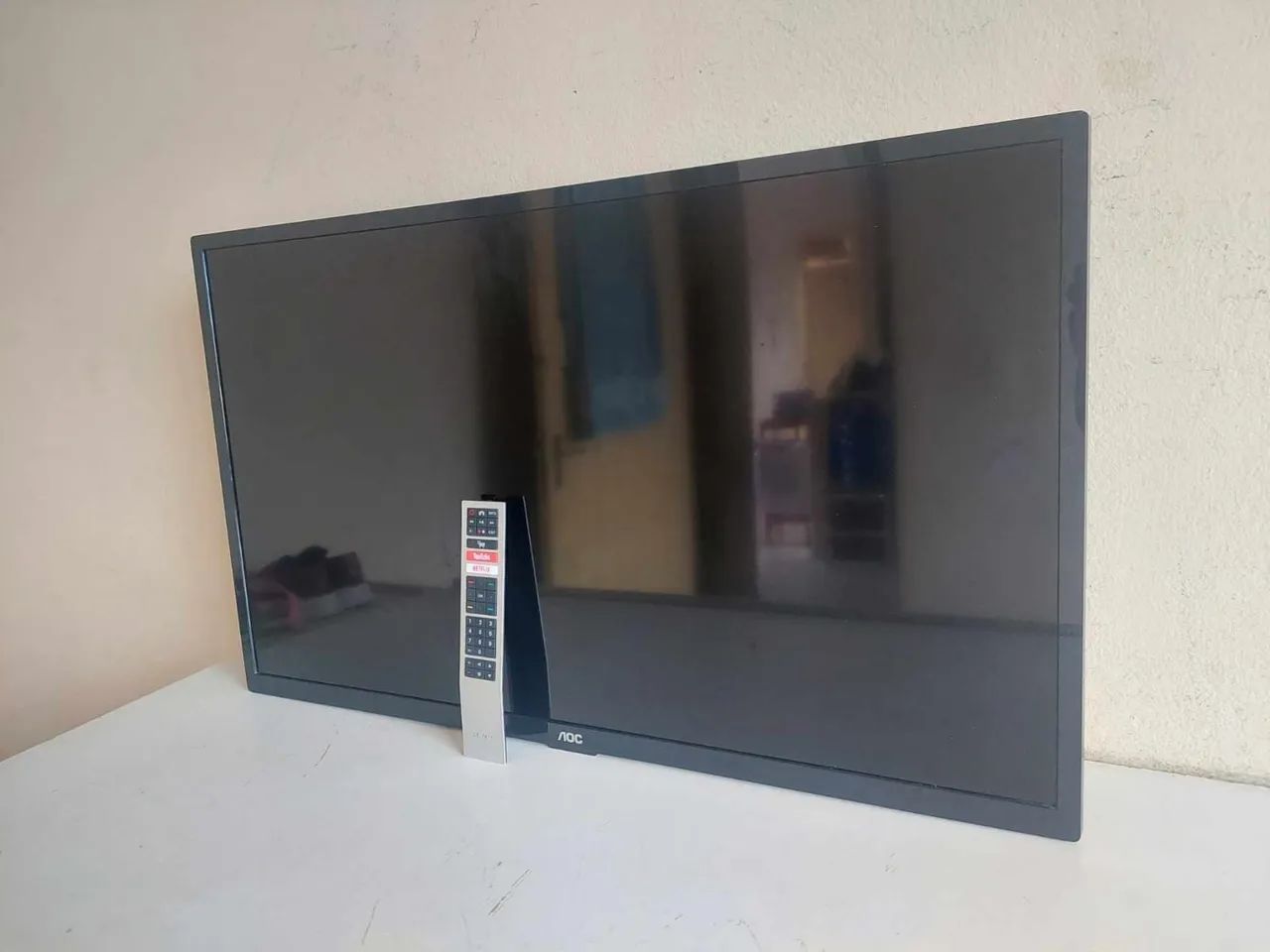 Smart tv de 32Pol Semi-nova  - Foto 3
