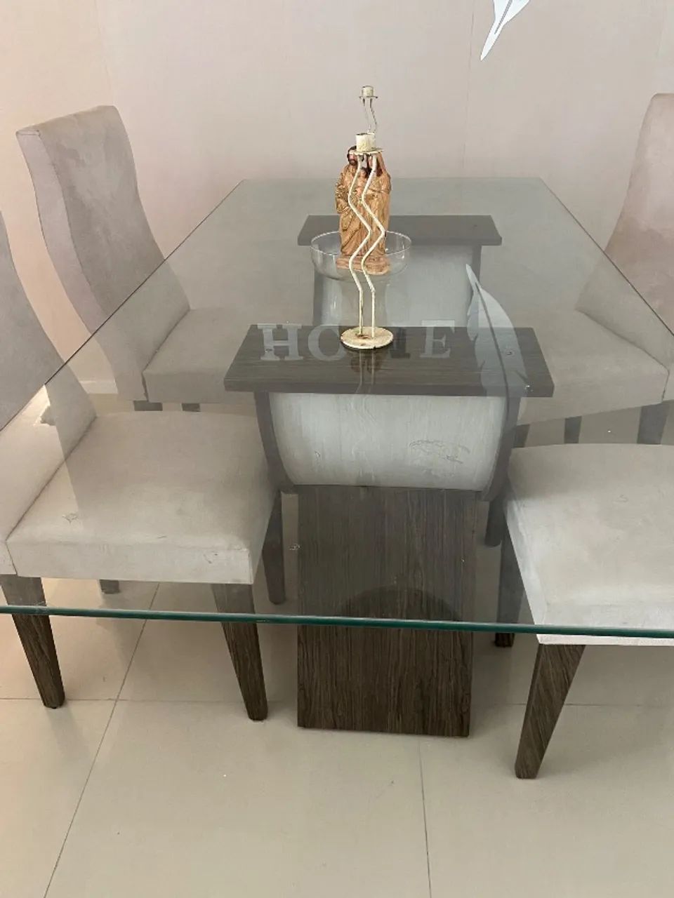 Mesa de Jantar Retangular - apenas a mesa.