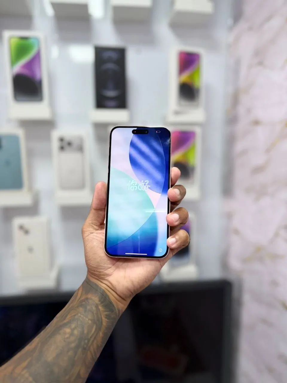 IPHONE 15 PLUS 128GB ROSA<br>R$ 3.499,00 - Foto 5