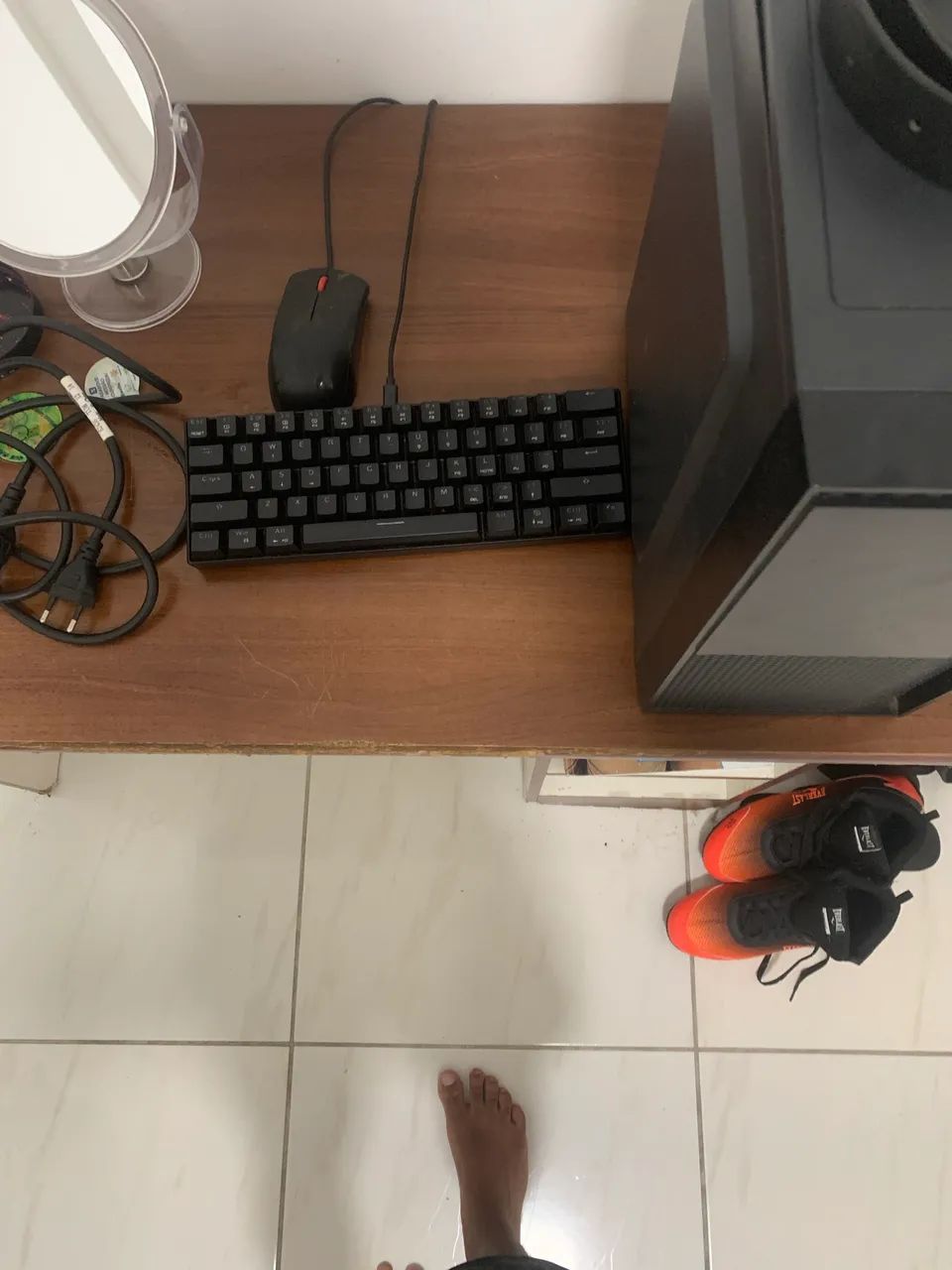 Computador com defeito na fonte acompanha teclado e mouse funcionando direitinho  - Foto 2