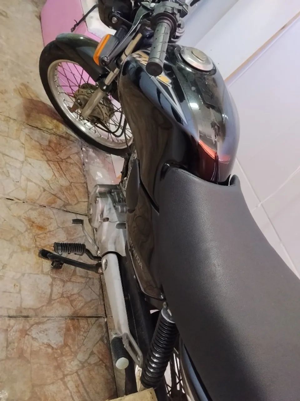 Vende-se Titan 2004