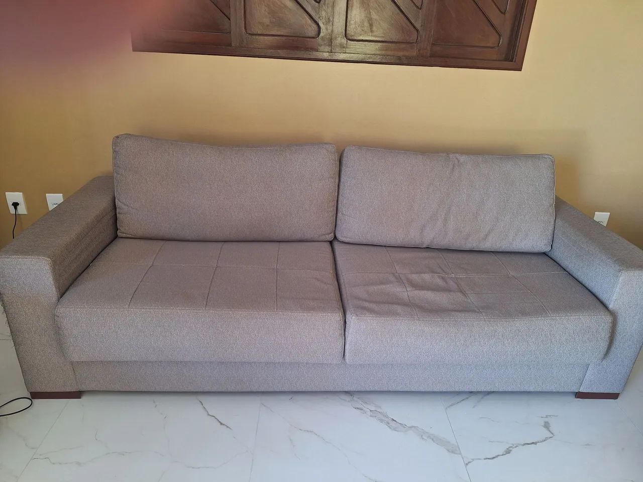 Sofa retrátil grande