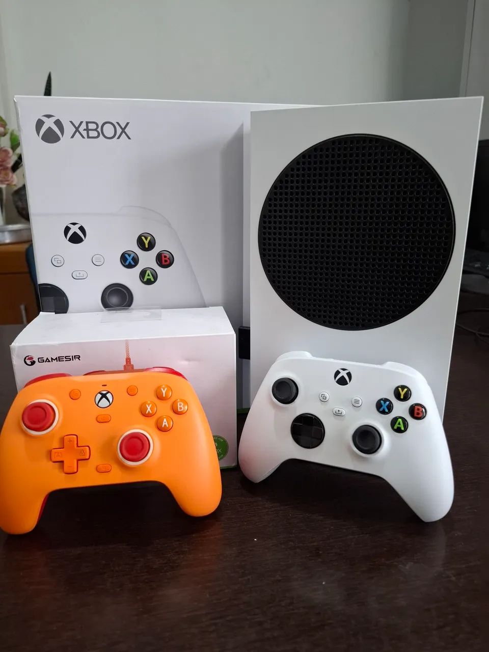 Xbox Series S - 2 controles, nf e garantia - Peças e Acessórios de